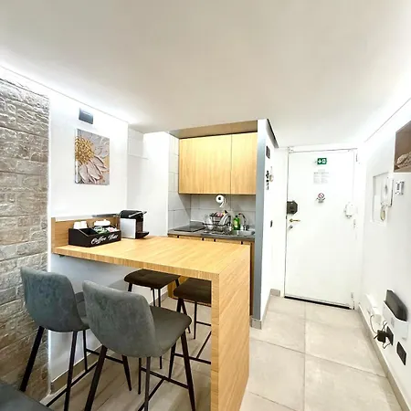 Trastevere Sweet Nook *