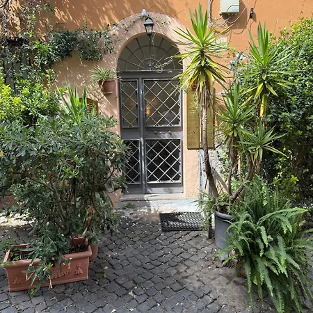 Trastevere Sweet Nook *